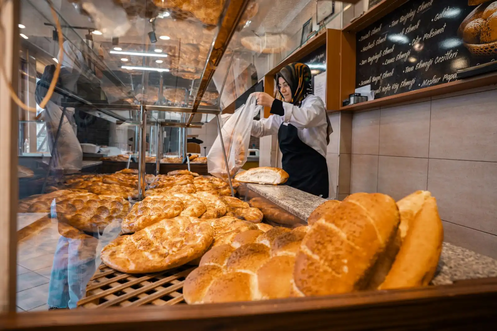 上海企业喷绘写真工艺升级趋势与环保物料应用分析